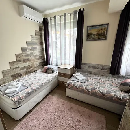 Sea Family House In Sarafovo Burgas, With Garden